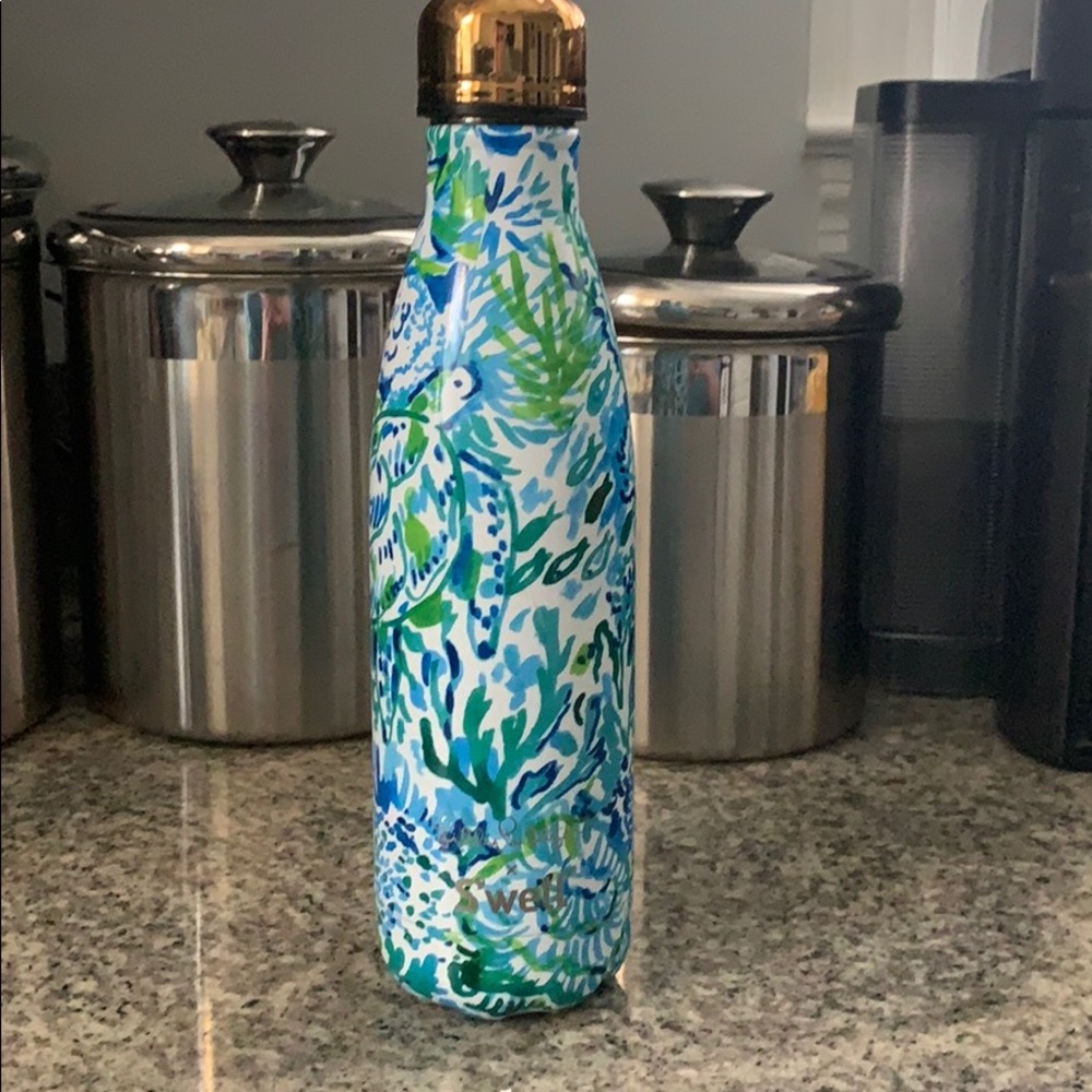 Lily Pulitzer x Swell Bottle